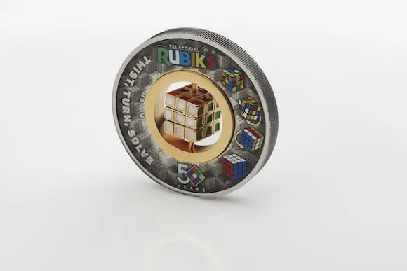 Rubiks Cube - 50 Jahre - 2 Oz Silber Antik Colored Coin 2024*